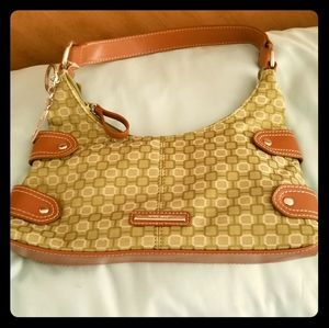 NWOT Nine West purse/pocket book